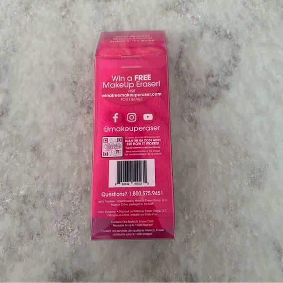 Original MakeUp Eraser in Pink - Picture 2 of 3